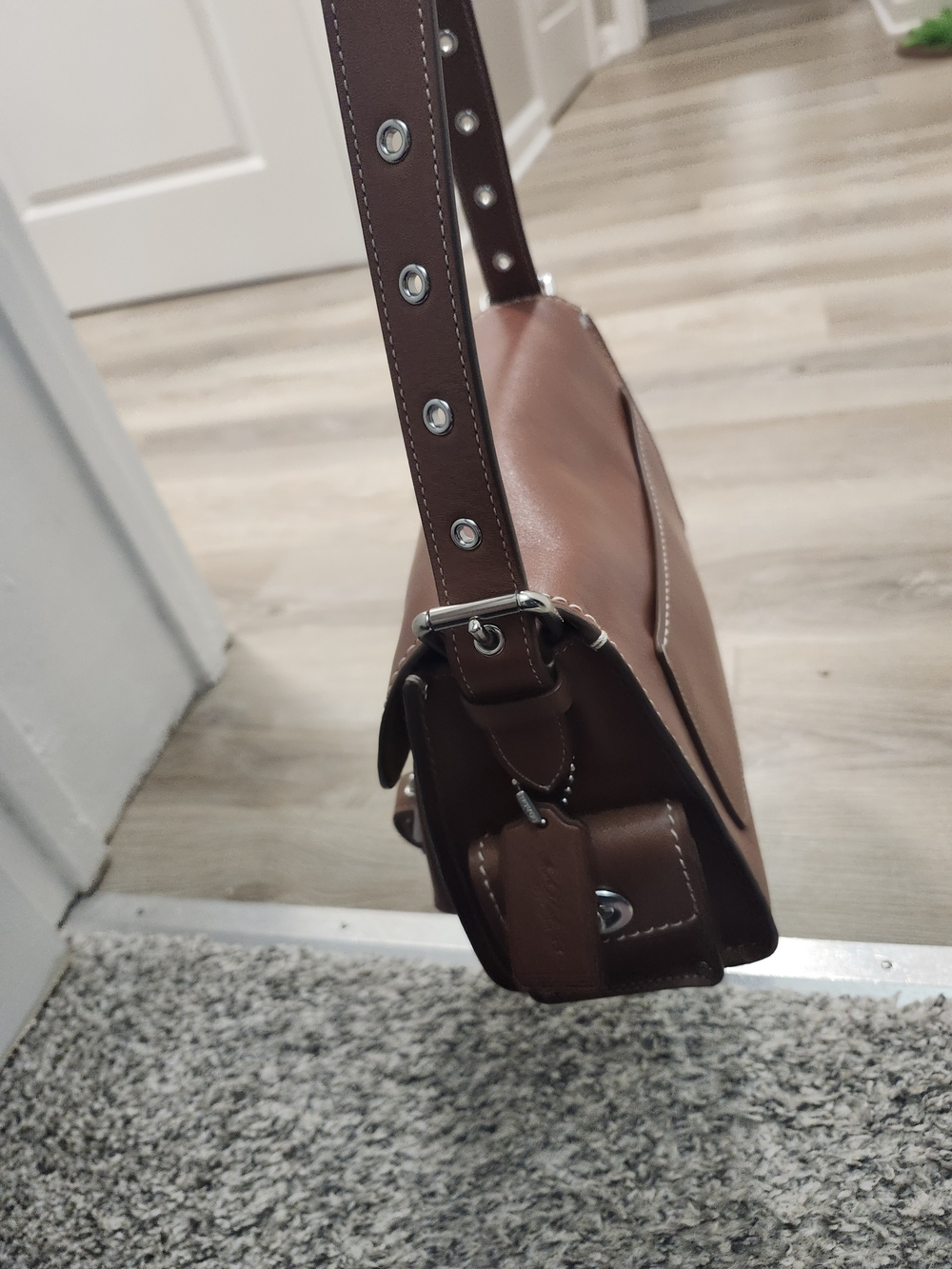 Coach Western Tabby - Picture 2 of 7